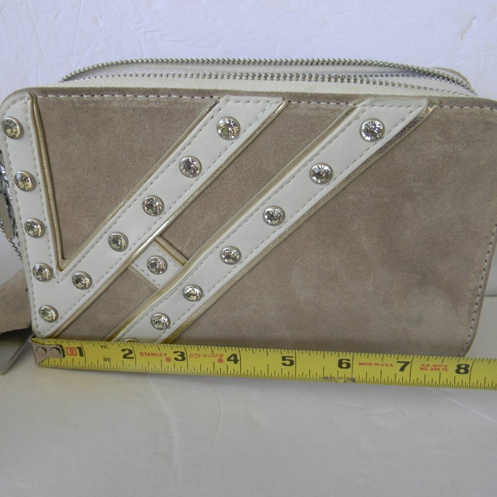 VINTAGE HAVANA MEME SUEDE STUDDED CAMERA CROSSBODY W/2 STRAPS - Picture 4 of 10